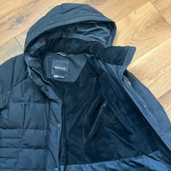 Marmot thigh-length down Parka - super warm w/ removable hood (700 fill) - Picture 2 of 6